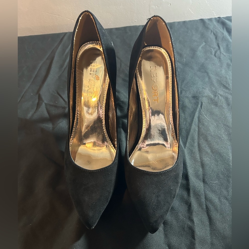 Women’s Pointed Heel